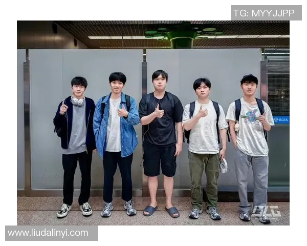 BLG逆袭之旅揭示S15电竞赛场背后的奋斗与荣耀 BLG逆袭之旅揭示S15电竞赛场背后的奋斗与荣耀