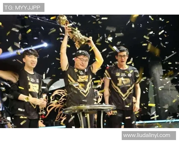 CSGO与S15LOL的交汇点RNG战队的辉煌突破之路 CSGO与S15LOL的交汇点RNG战队的辉煌突破之路